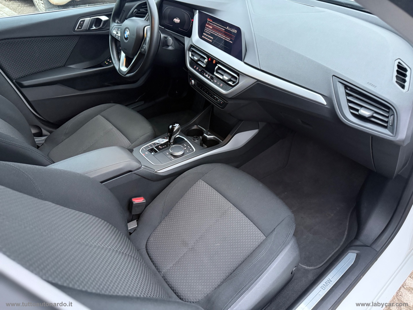 216d Gran Coupé Colorvision Edition aut. - immagine 21