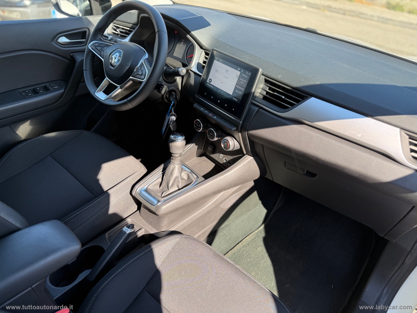 Captur TCe 12V 90 CV Business - immagine 21