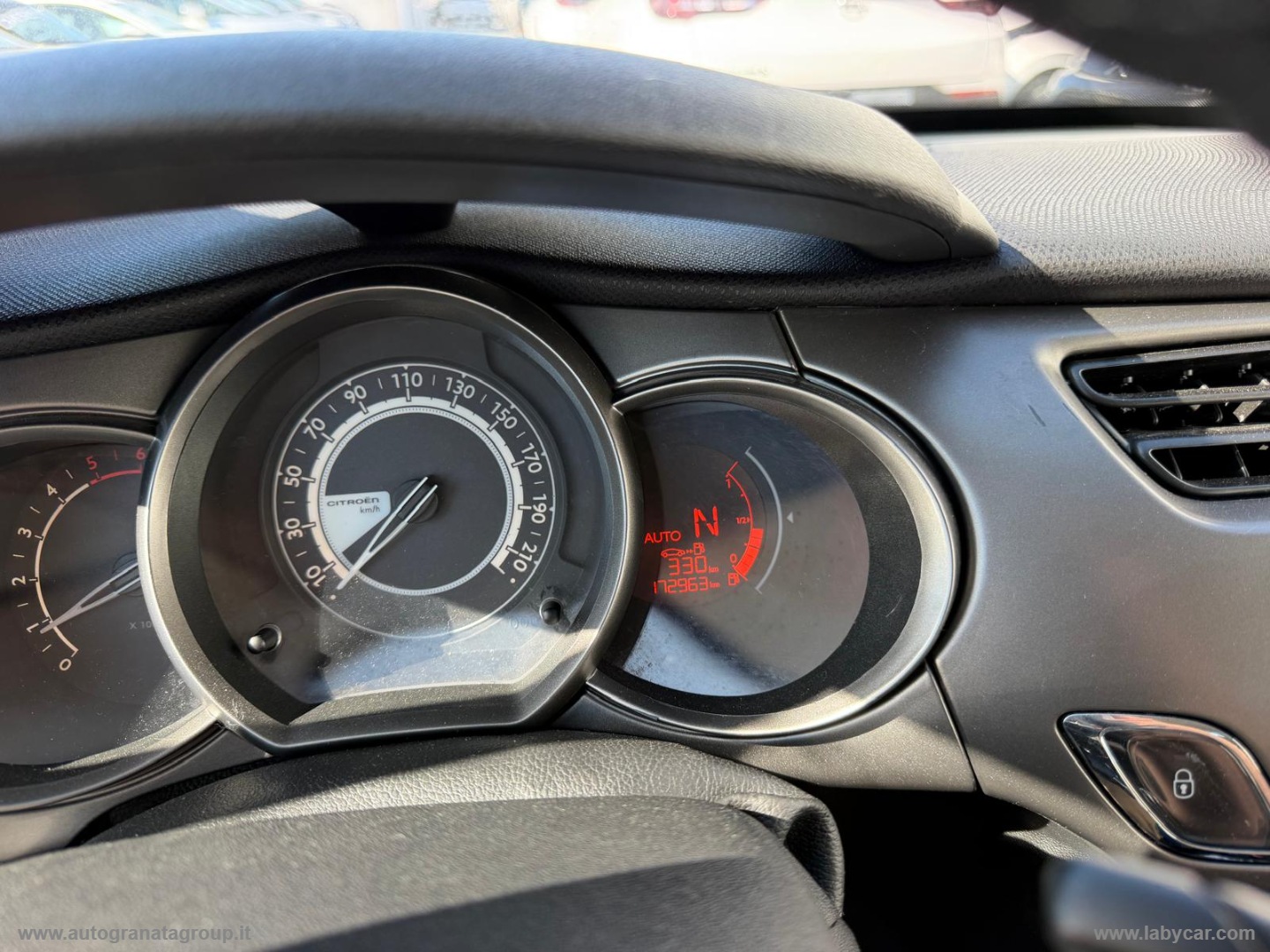 C3 1.4 HDi 70 Exclusive CAMBIO AUTOMATICO! - immagine 21