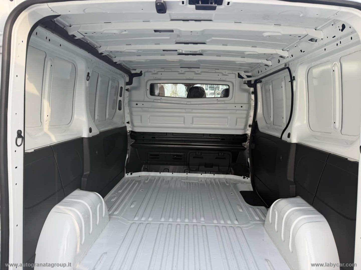 Trafic T29 dCi120 PC-TN Furgone Ice DA VETRINA PERFETTO! - immagine 21