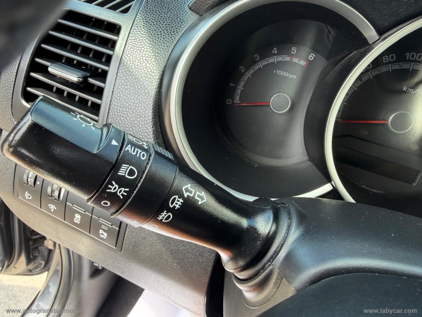 Venga 1.4 CRDi 90 CV Cool STUPENDA SOLI 130.000KM! - immagine 21