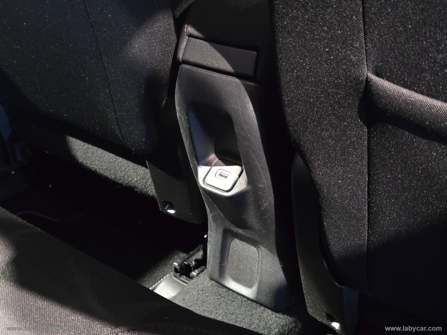 Renegade 1.6 Mjt 120CV Longitude - immagine 21