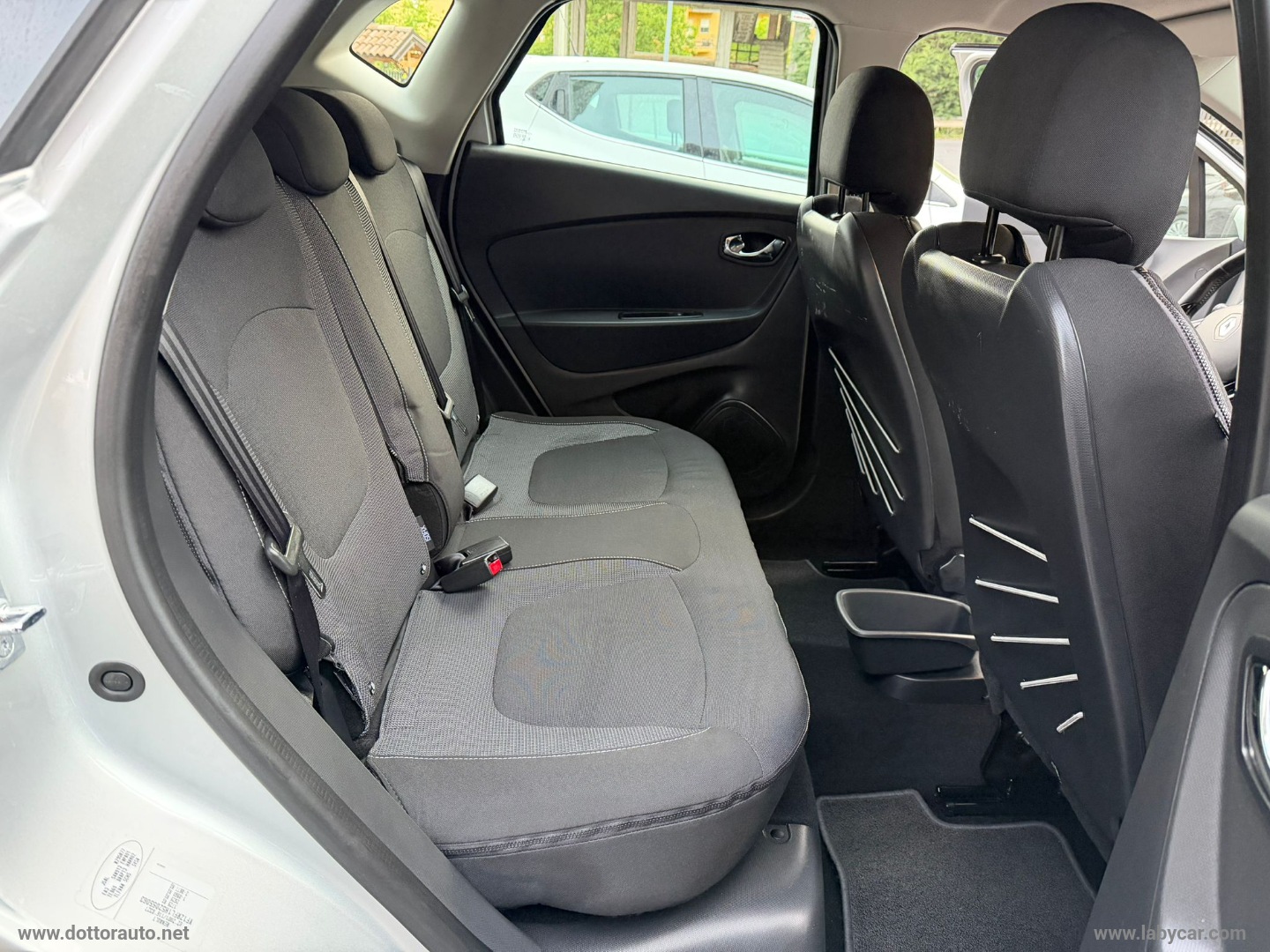 Captur 1.5 dCi 8V 90 CV S&S Ener. R-Link - immagine 21