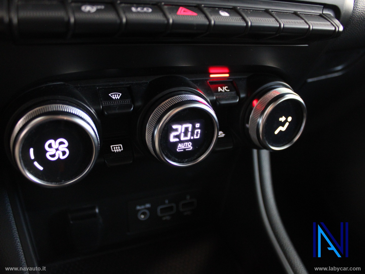 Captur Blue dCi 8V 95 CV Intens - immagine 21