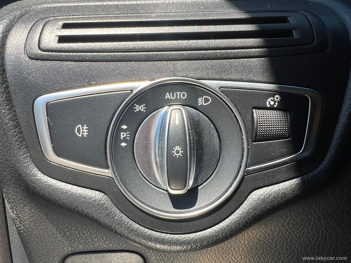 V 250 d Aut. Premium Extralong - immagine 22
