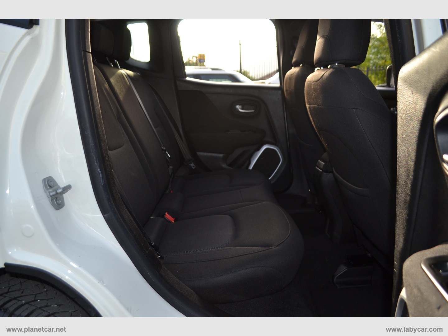 Renegade 1.6 Mjt 120CV Longitude - immagine 22