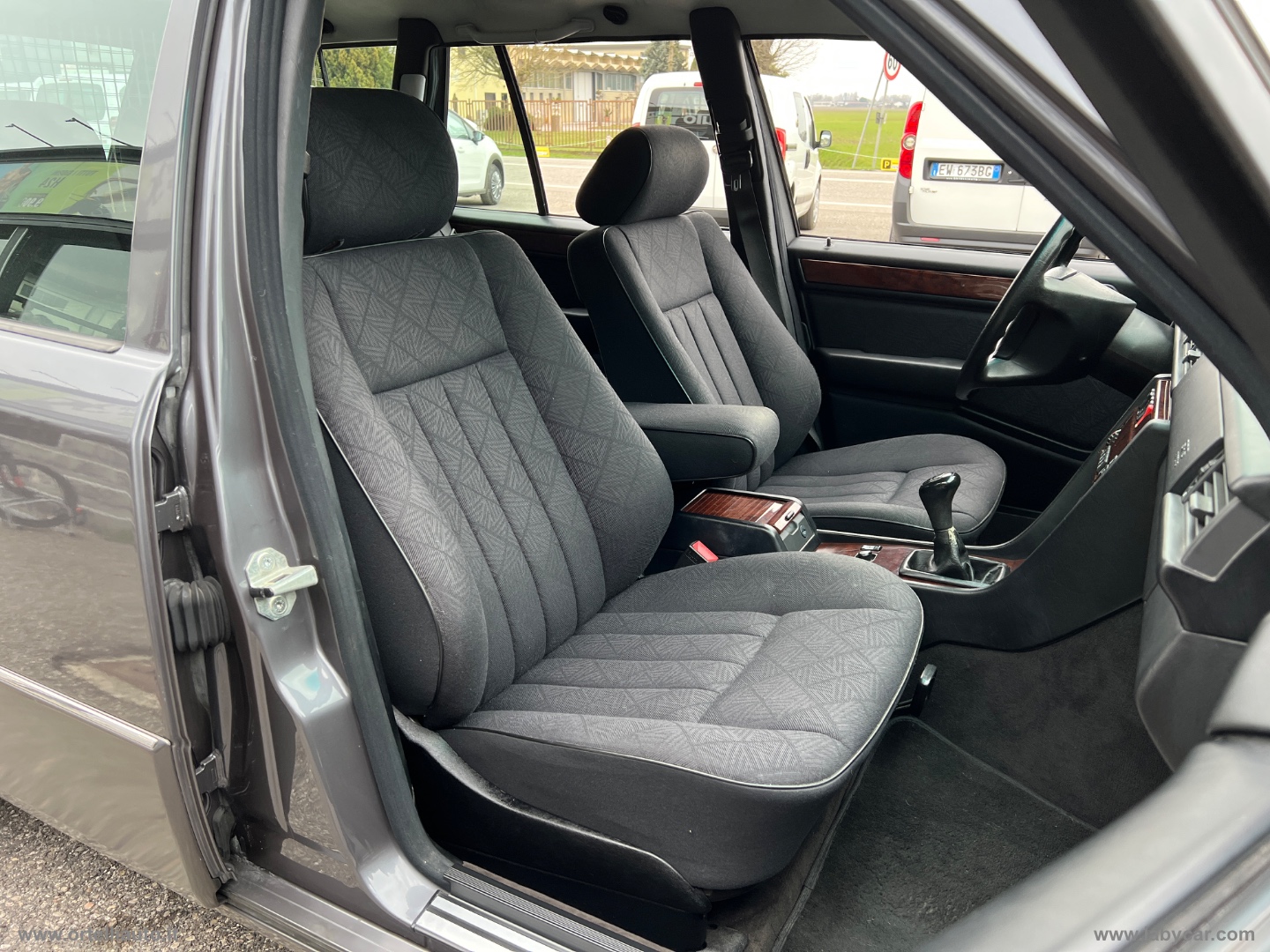 E 200 S.W. Elegance DA COLLEZIONE - immagine 22
