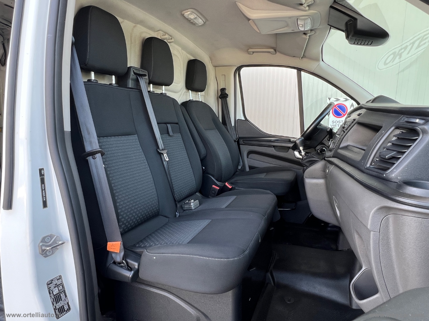 Tran.Cust.300 2.0EcoB.130 L2H2 F.Trend FORD TRANSIT CUSTOM 300 L2H2 PLTA 2.0 CDTI 130 Cv + IVA - immagine 22