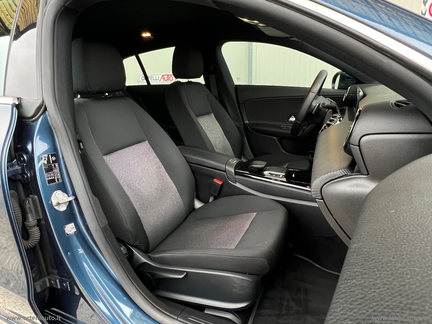 CLA 200 d Aut. Shooting Brake Business IVA DEDUCIBILE - immagine 22
