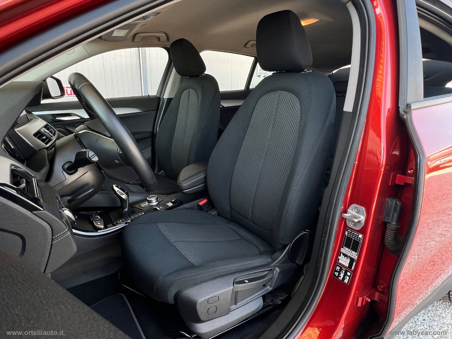 X2 xDrive18d Business-X - immagine 22