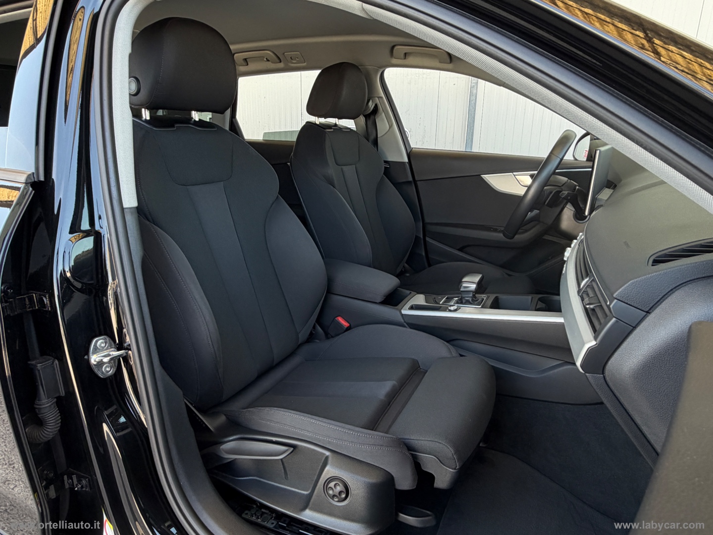 A4 allroad 40 TDI 204CV S tr. Business - immagine 22