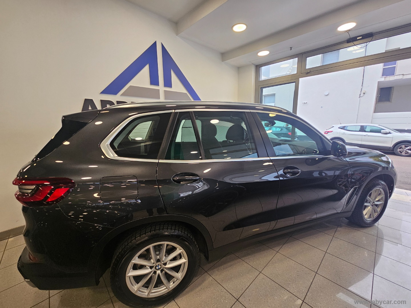 X5 xDrive25d Business - immagine 22