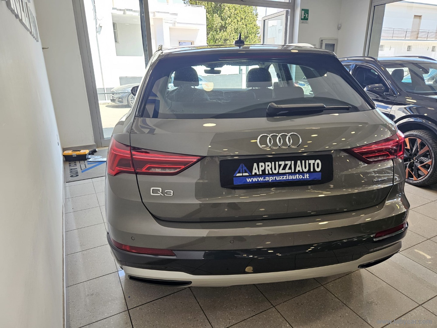 Q3 40 TDI quattro S tr. Business Adv. - immagine 22