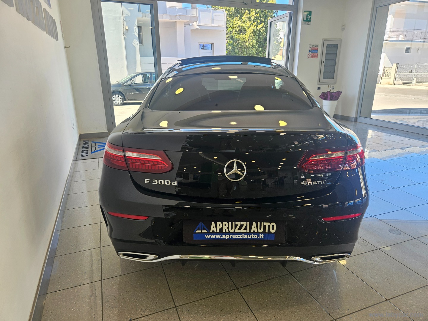 E 300 d Auto 4Matic Mild hybr. Prem. Pl. - immagine 22