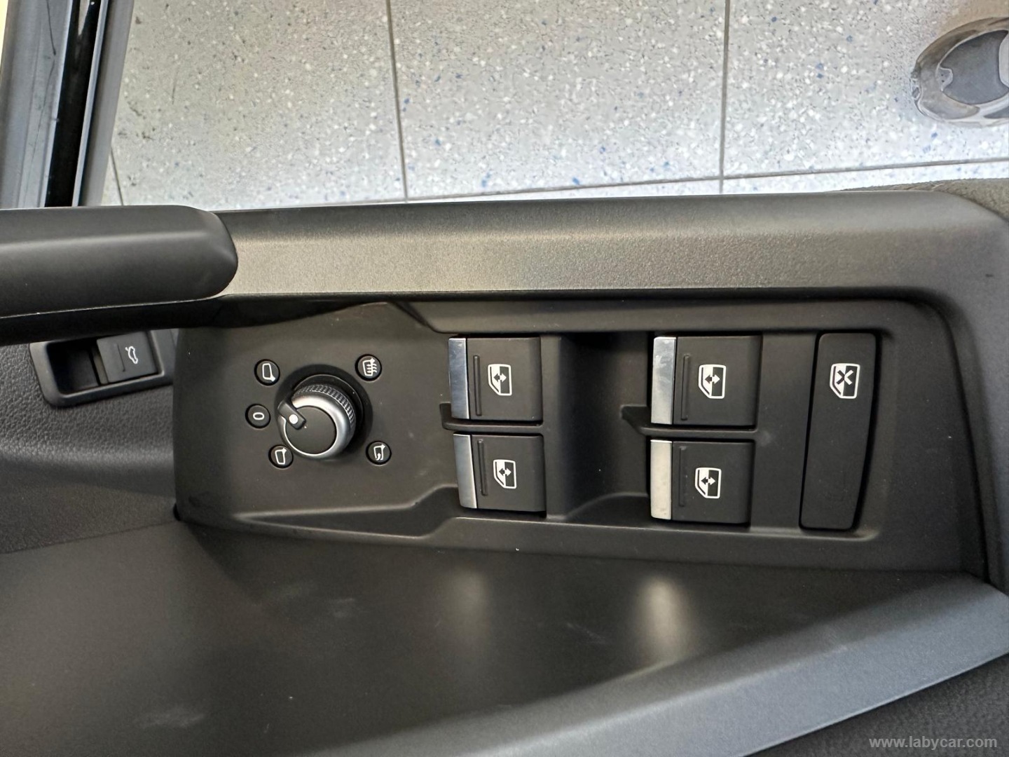 Q3 SPB 40 TDI qu. S tr. S line edition - immagine 22