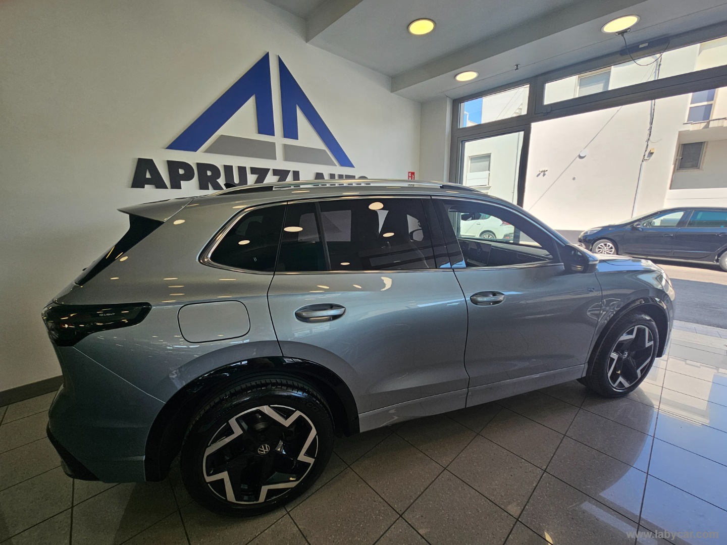 Tiguan 2.0 TDI 150CV SCR DSG R-Line - immagine 22