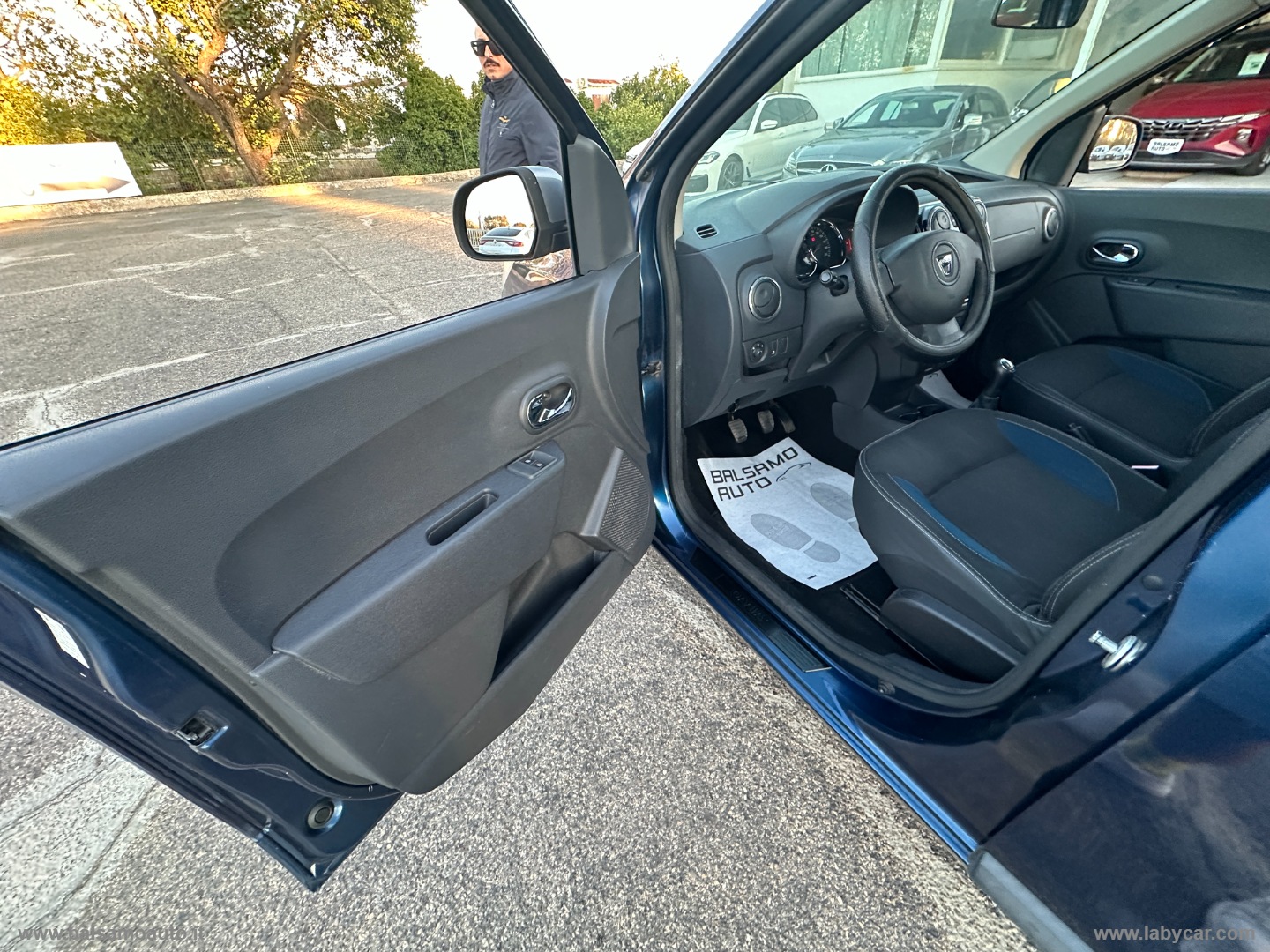 Dokker 1.5 dCi 8V 90 CV Lauréate - immagine 22