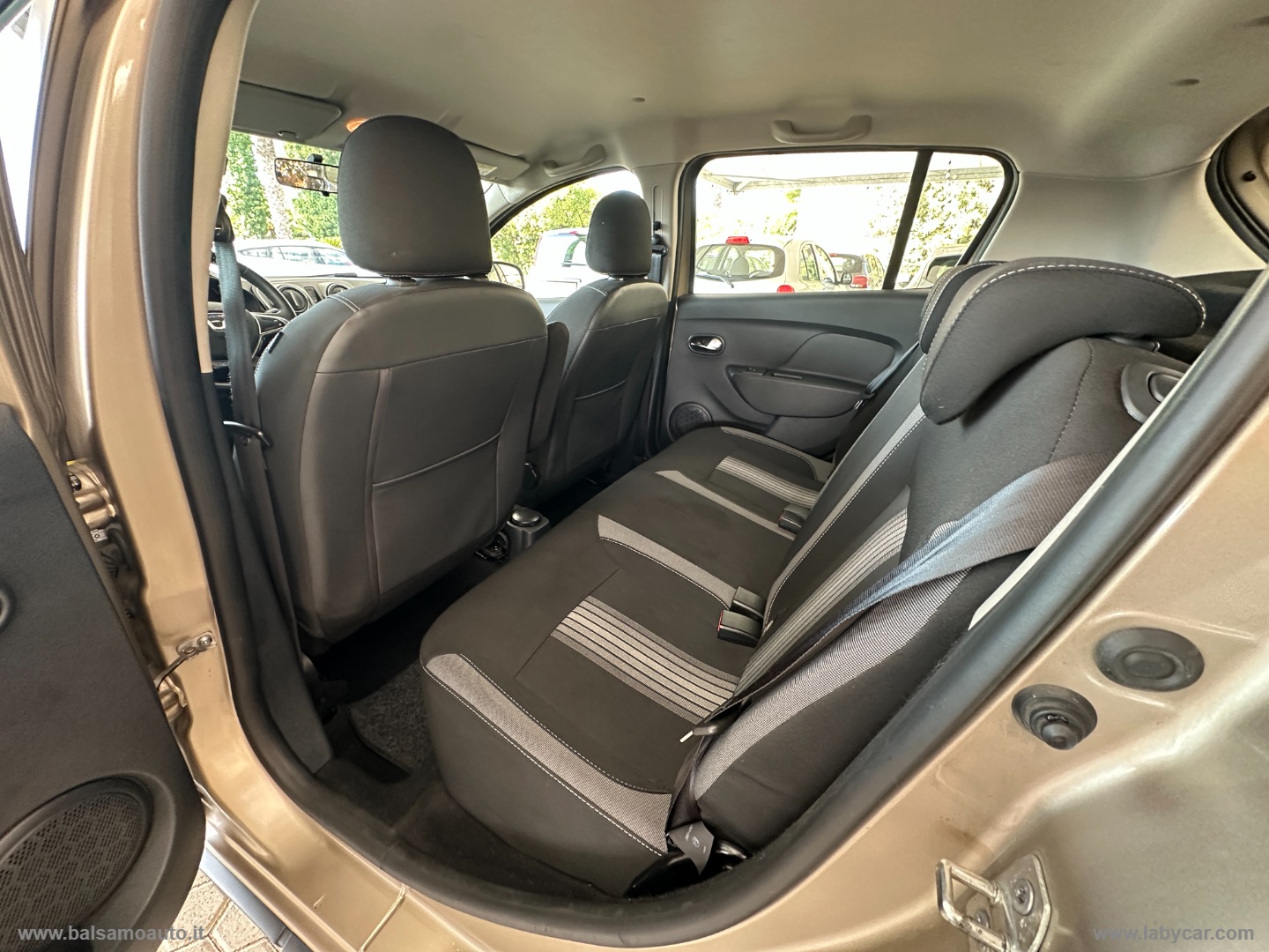 Sandero Stepway 0.9 TCe 12V T-GPL 90 S&S - immagine 22