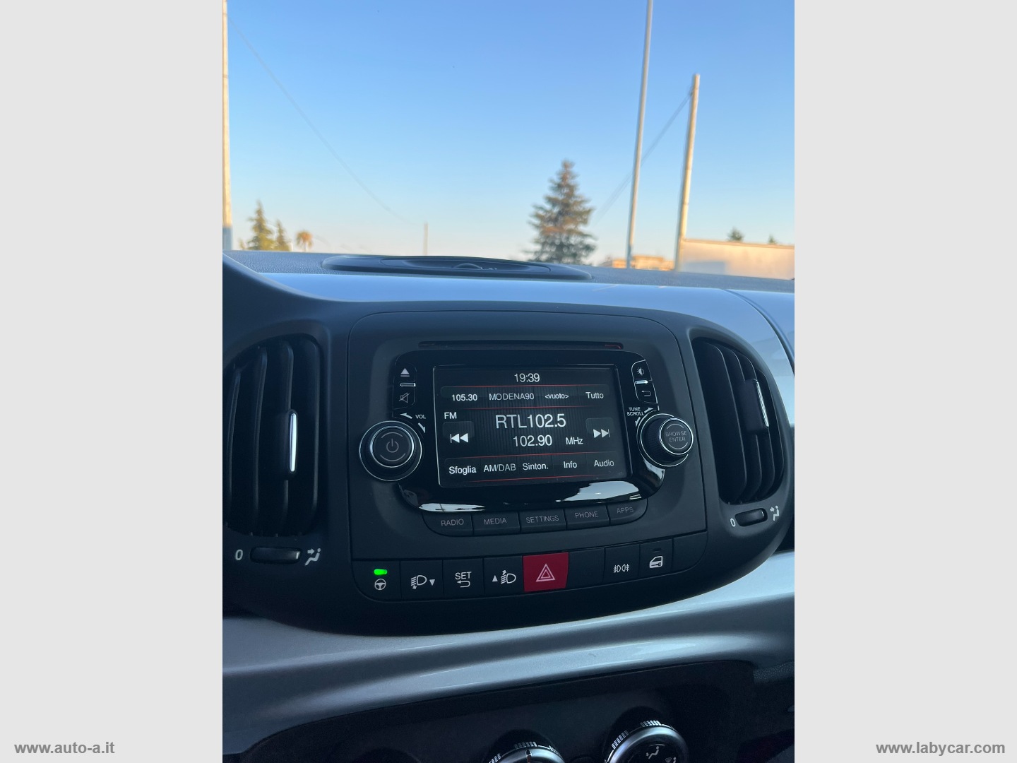 500L 1.4 95 CV Lounge - immagine 22