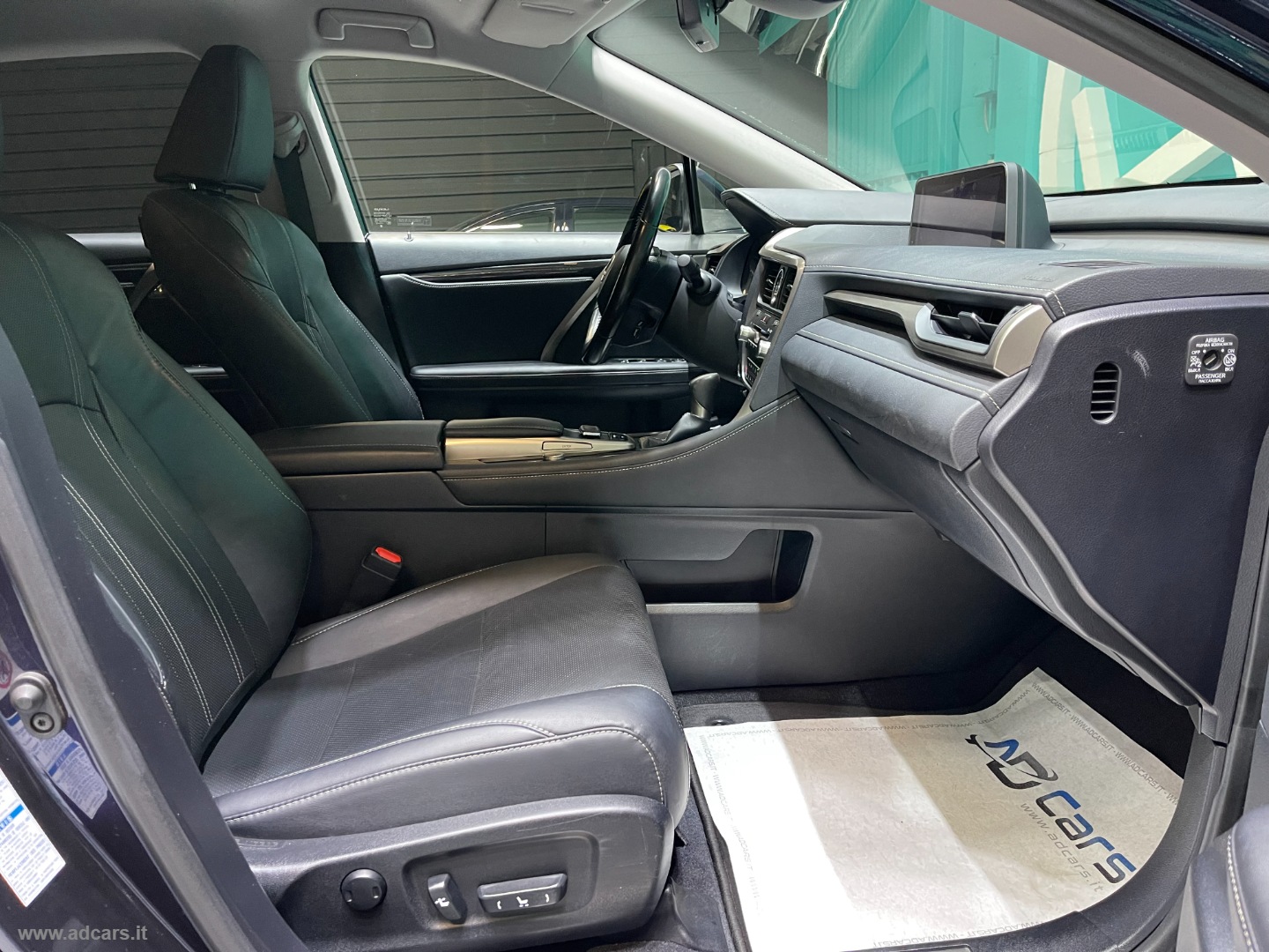RX Hybrid Executive *SEDILI ELETTRICI RISC.+RAFFR.* - immagine 22