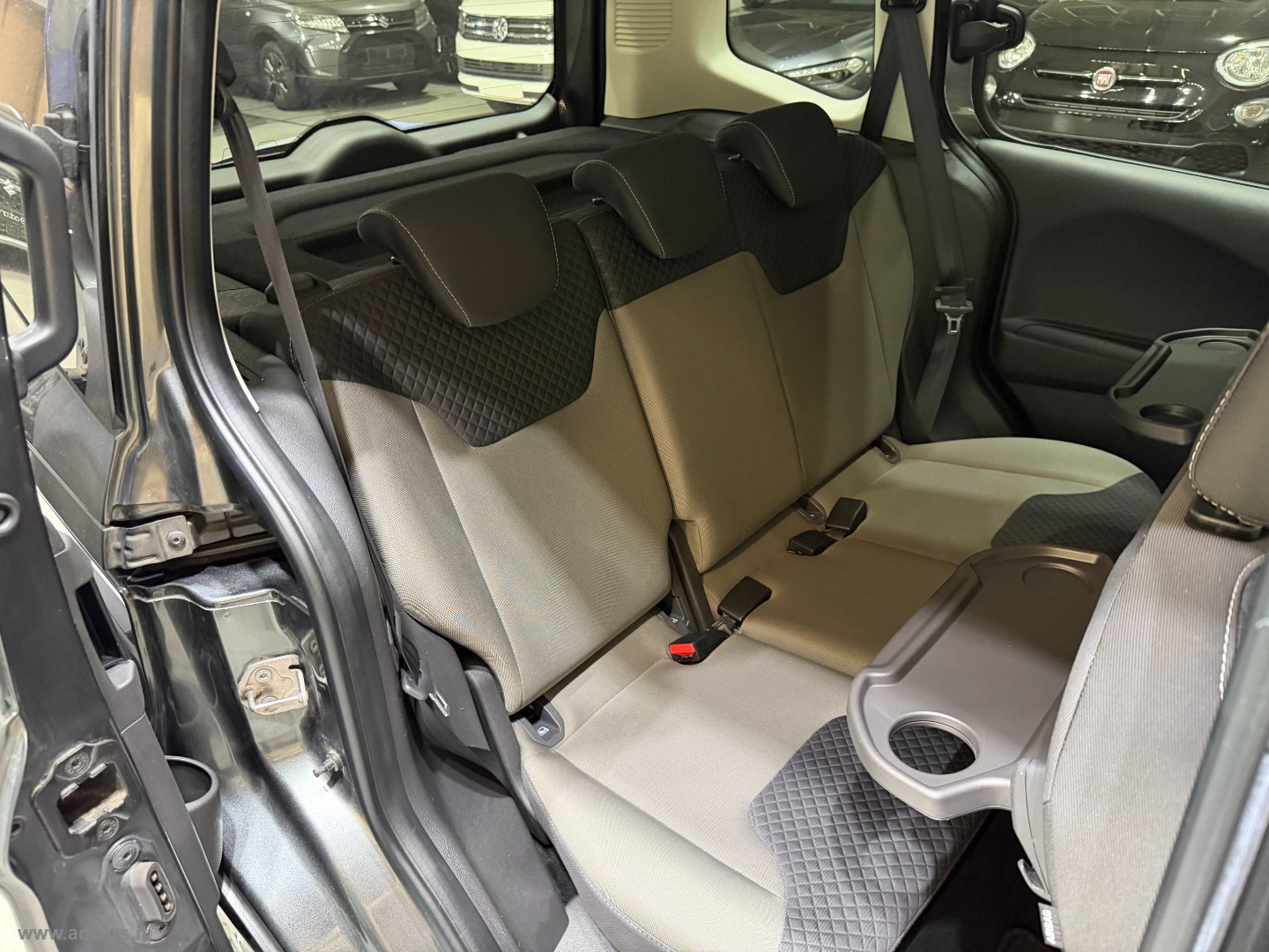 Tourneo Connect 1.0 EcoBoost Plus *5 POSTI*DOPPIA PORTA*VETRI SCURI* - immagine 22