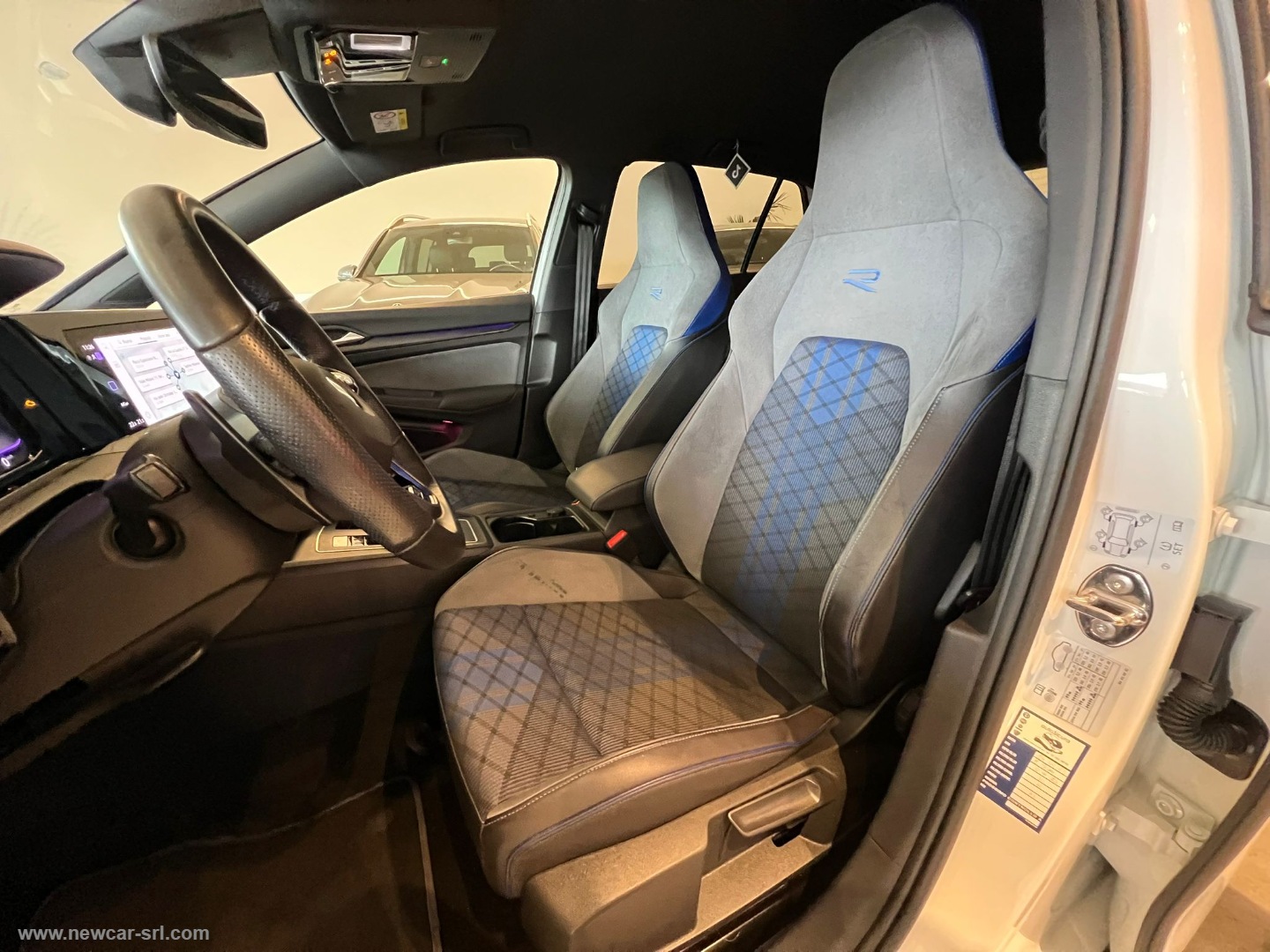 Golf 2.0 TSI R DSG 4Motion - immagine 22
