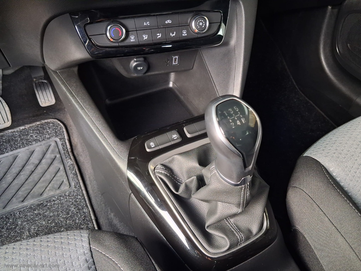 Corsa 1.2 Edition - immagine 22