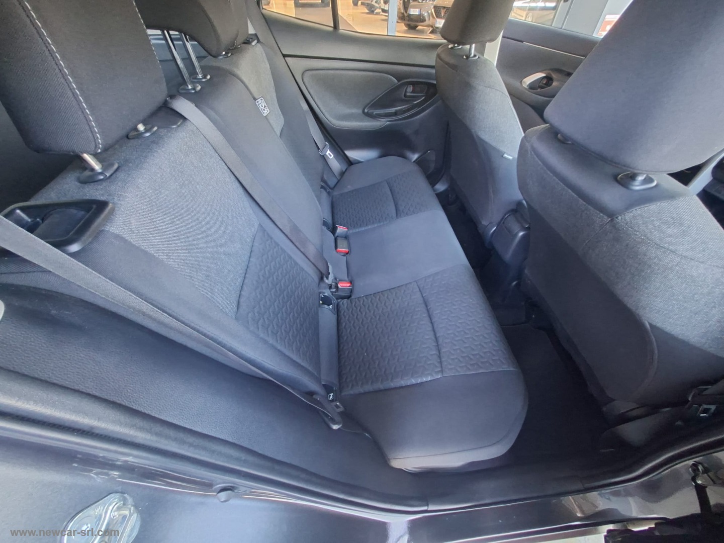 Yaris Cross 1.5 Hybrid 5p. E-CVT Busin. - immagine 22