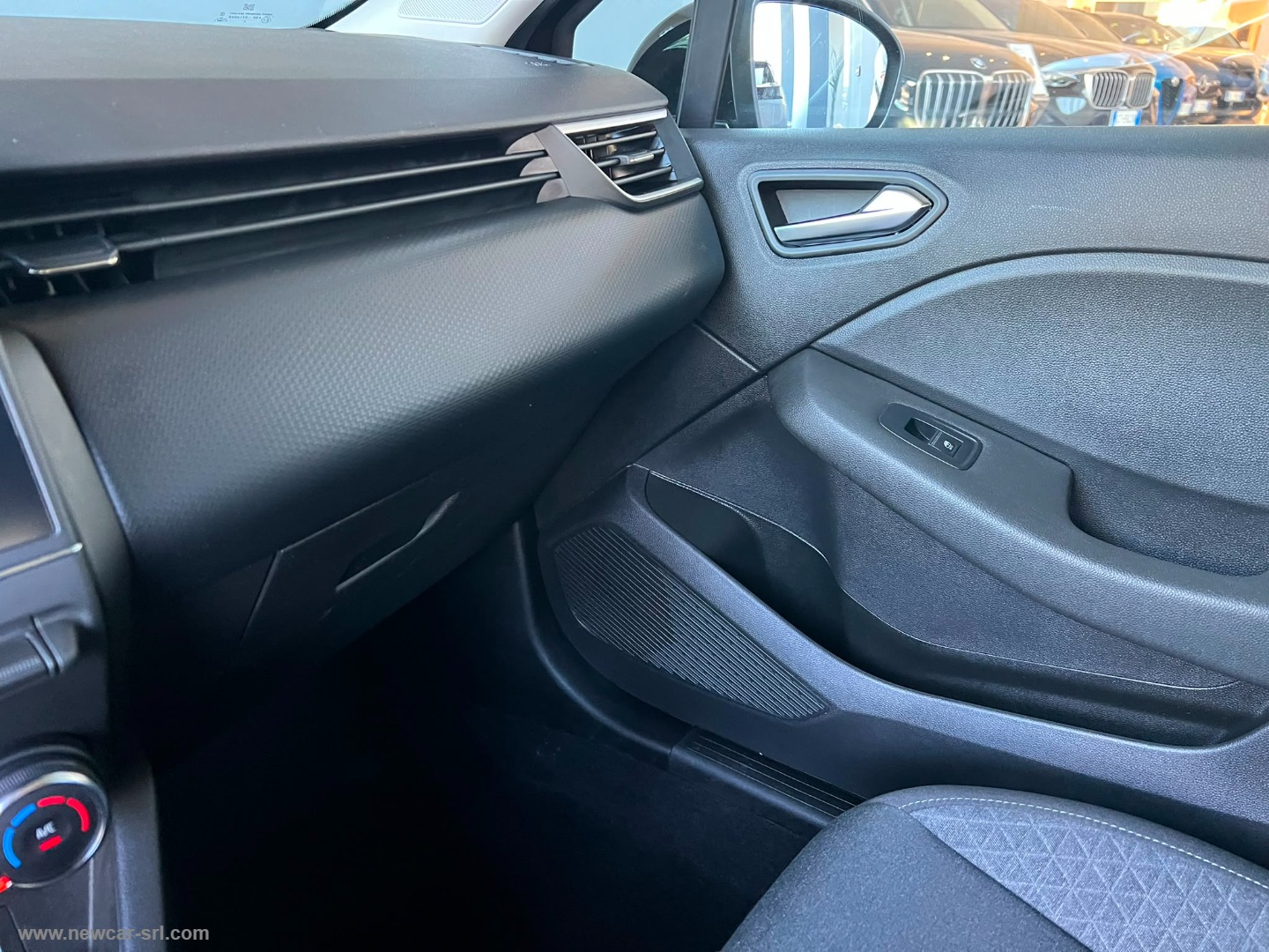 Clio TCe 90 CV 5p. Equilibre - immagine 22