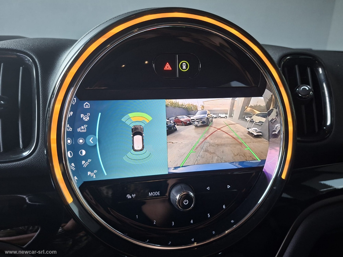 Mini Cooper SE Business Countryman ALL4 - immagine 22