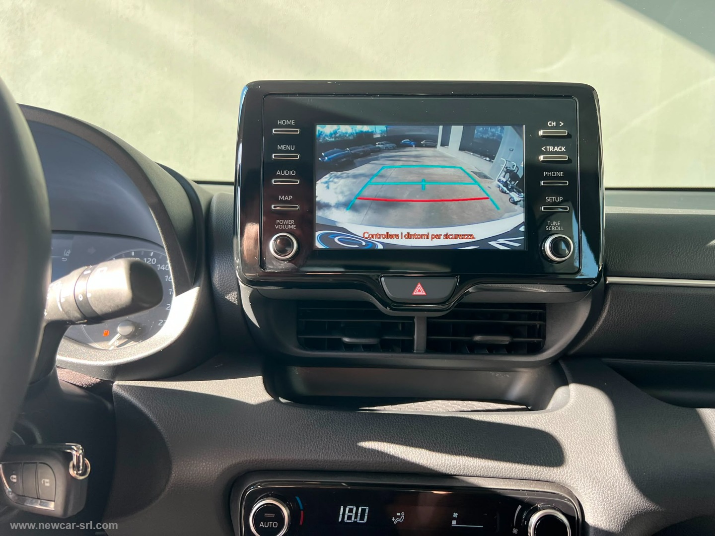 Yaris 1.5 Hybrid 5p. Business - immagine 22