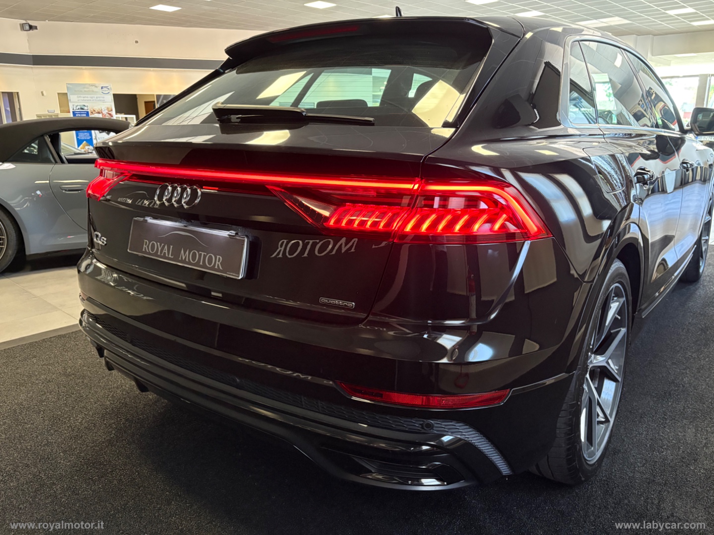 Q8 50 TDI 286 CV quattro tiptronic S-LINE - immagine 22
