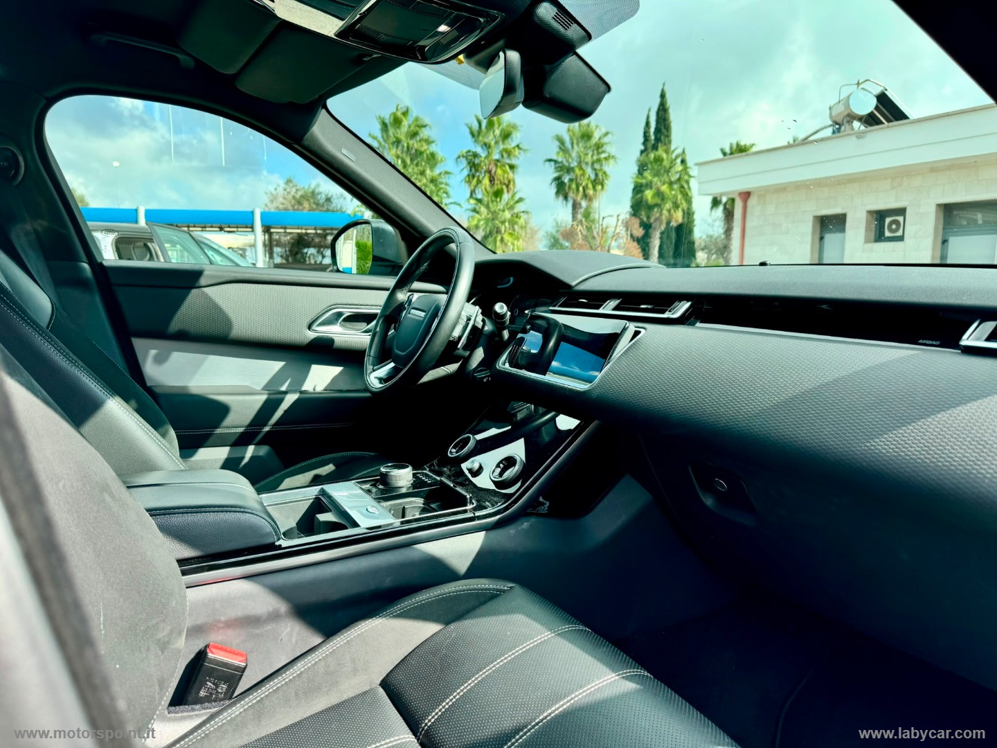RR Velar 2.0D I4 180 CV R-DYNAMIC S - immagine 22