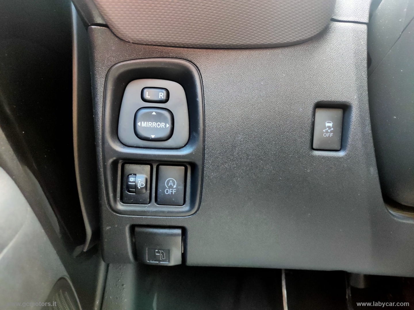 Peugeot 108 108 VTi 72 S&S 5 porte Allure - Immagine 22