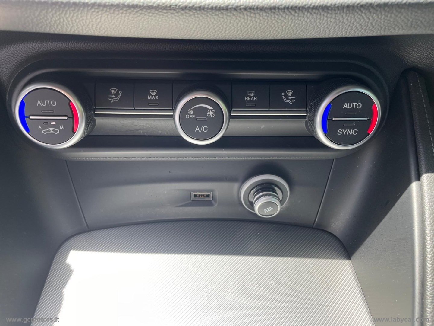 Alfa Romeo Stelvio Stelvio 2.2 T.d. 160CV AT8 RWD Sprint - Immagine 22