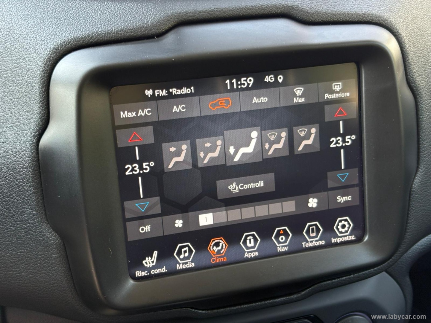 Renegade 1.5 T4 MHEV Limited - immagine 22