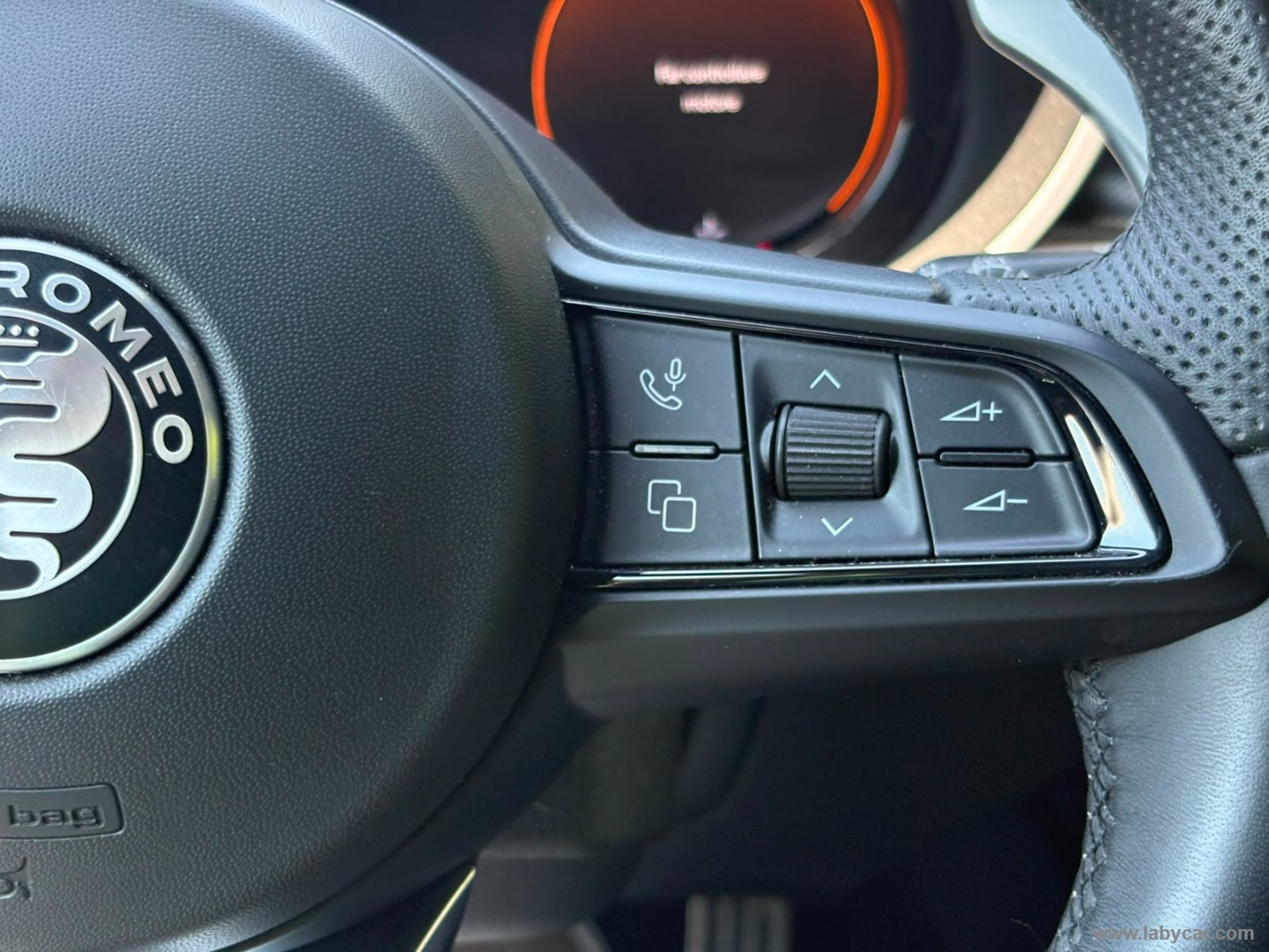 Alfa Romeo Stelvio 2.2 T.diesel 210CV AT8 Q4 Veloce - Immagine 22