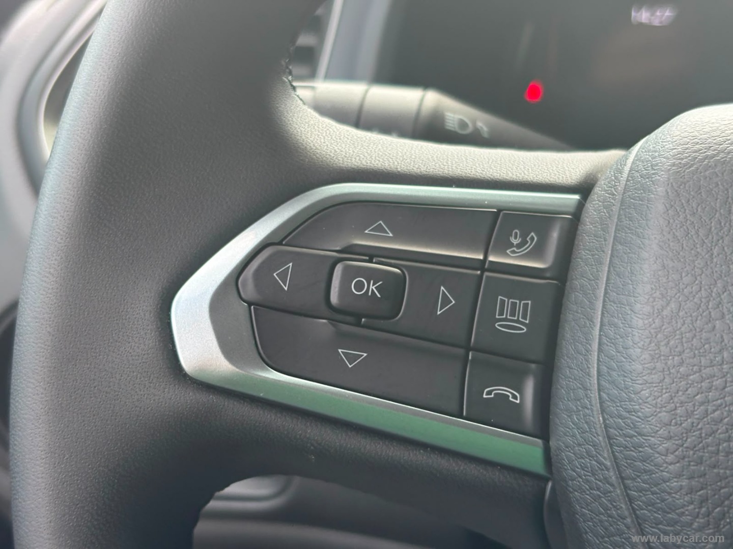 Jeep Renegade 1.5 T4 MHEV Summit - Immagine 22