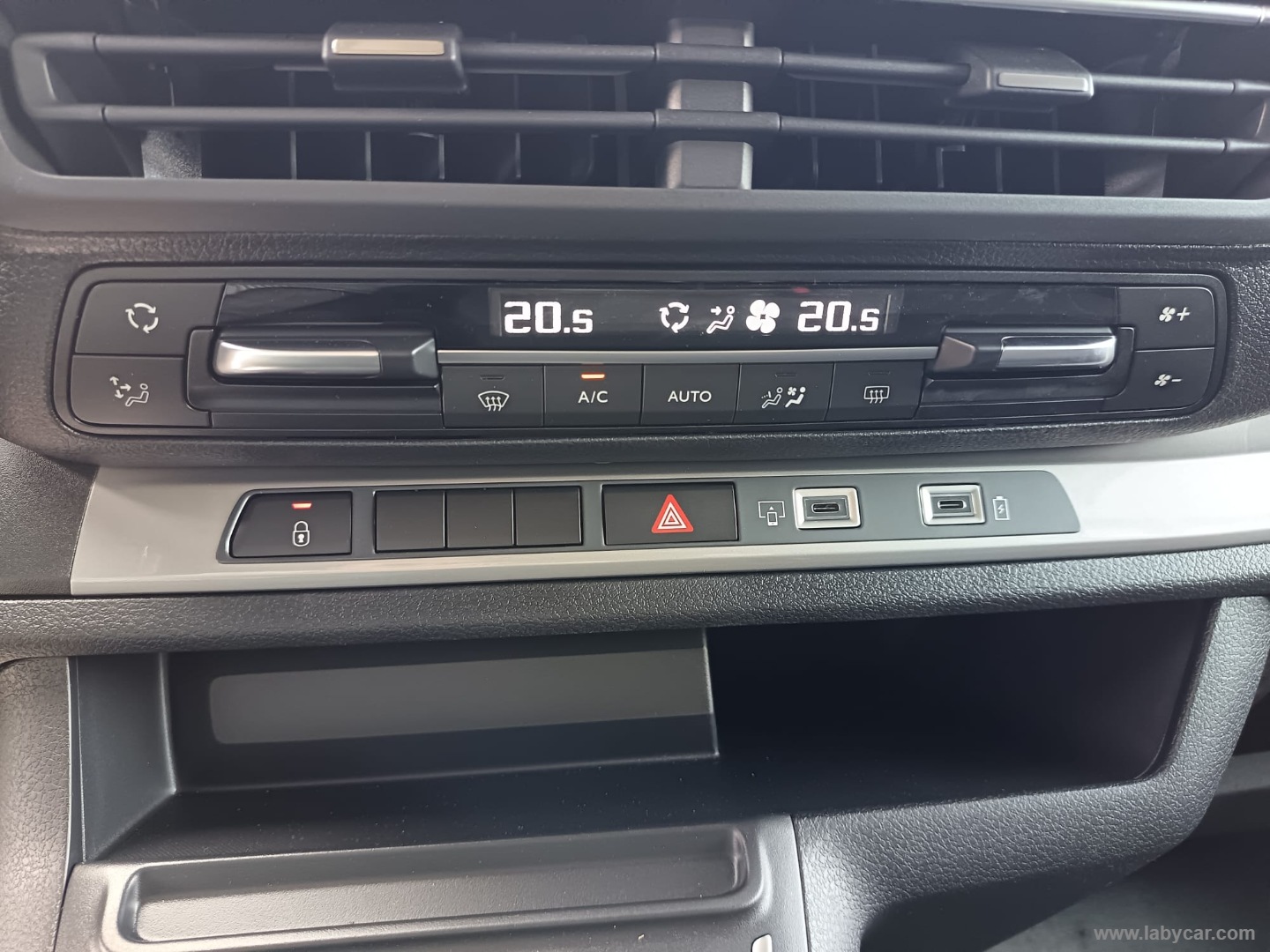 Fiat Ulysse 2.2 Multijet 180 CV S&S AT8 L3 - Immagine 22