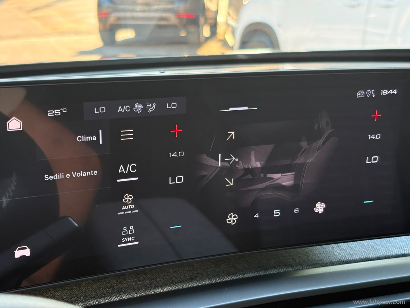 Peugeot 3008 Hybrid 145 e-DCS6 GT - Immagine 22