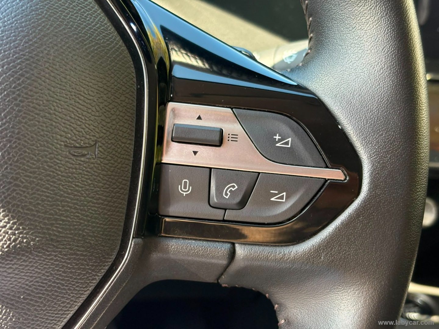 Peugeot 308 BlueHDi 130 S&S EAT8 SW Allure - Immagine 22