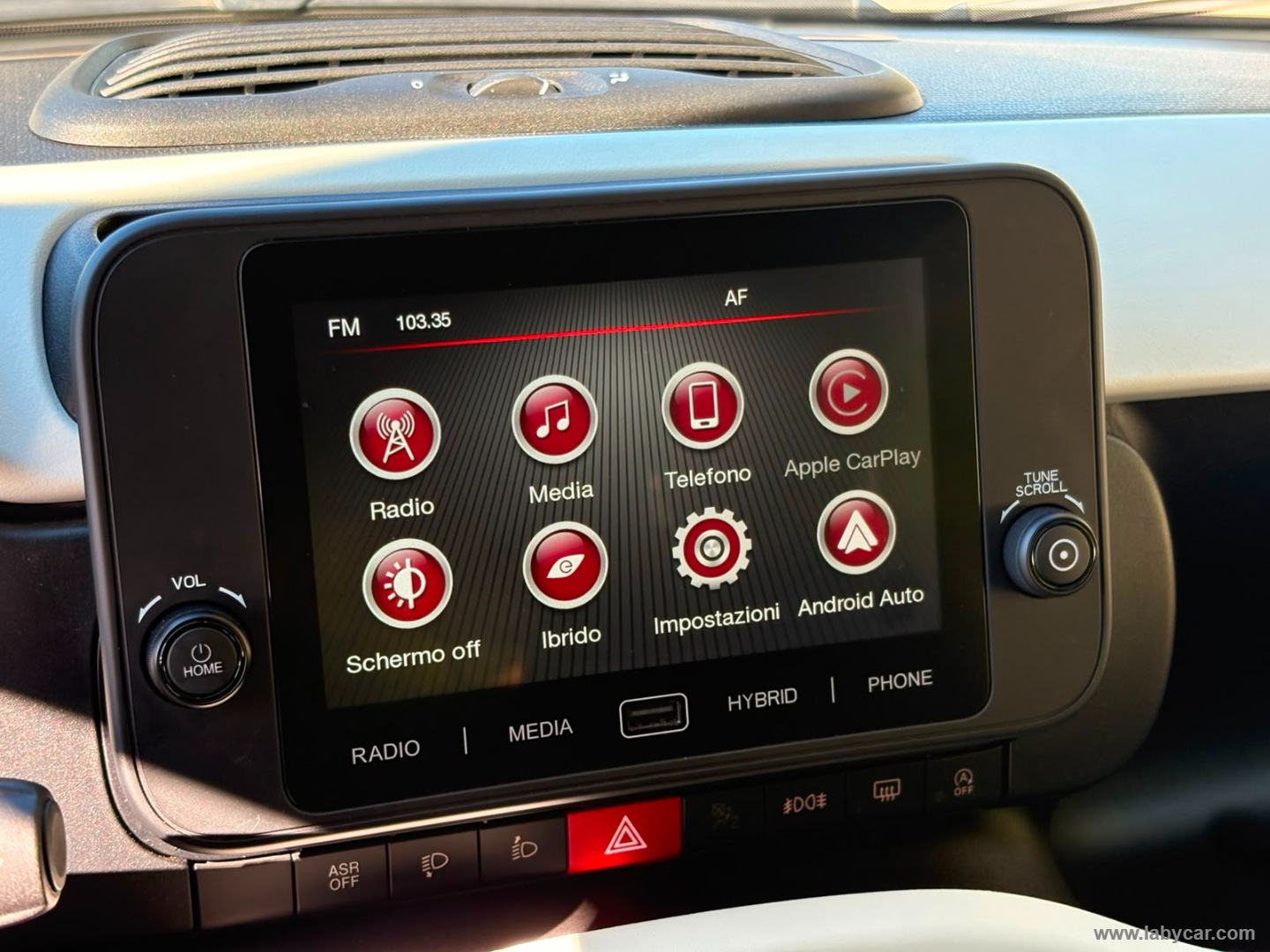 Fiat Panda 1.0 FireFly S&S Hybrid Pandina - Immagine 22