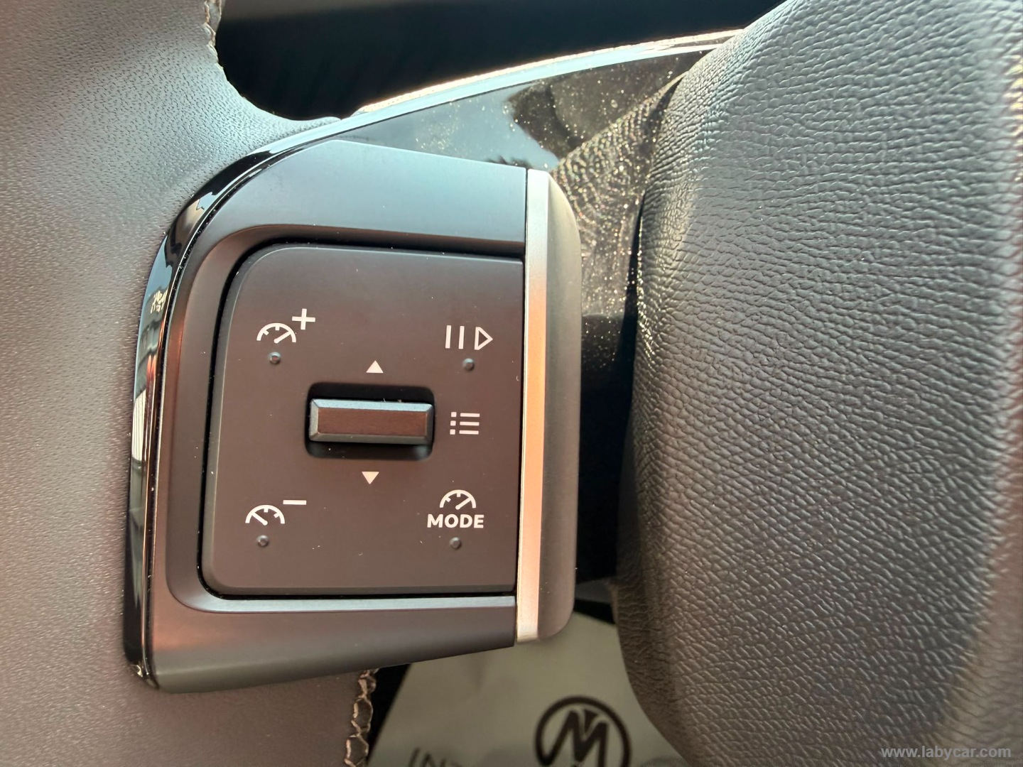 Citroën C3 Aircross PureTech Turbo 100 Plus - Immagine 22