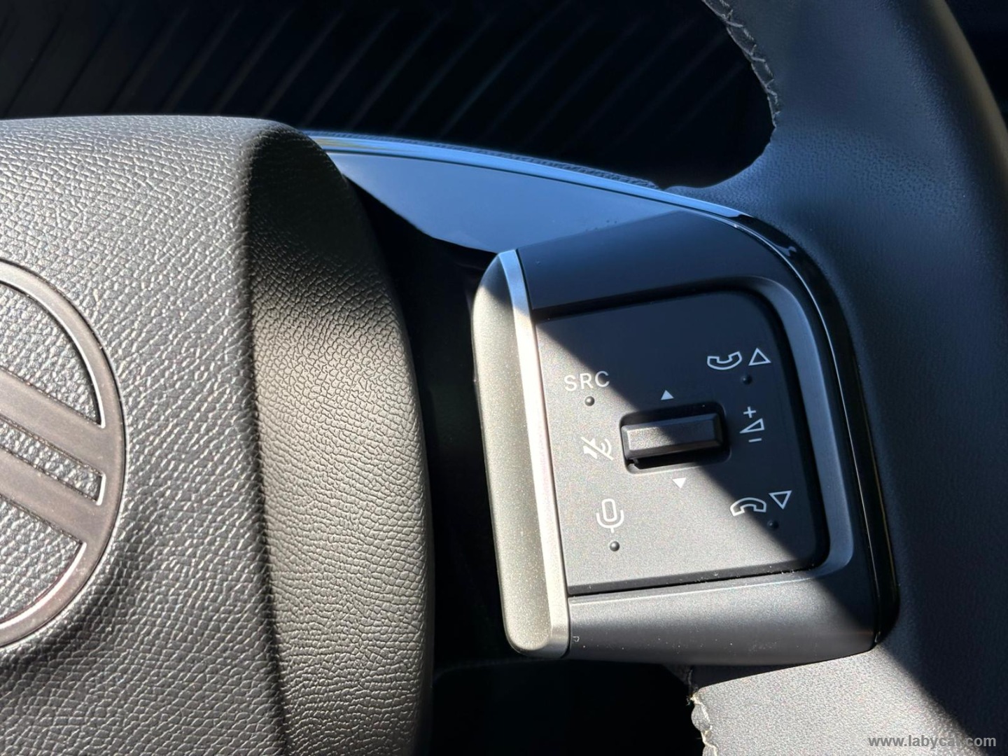 Citroën C3 Aircross PureTech Turbo 100 Plus - Immagine 22