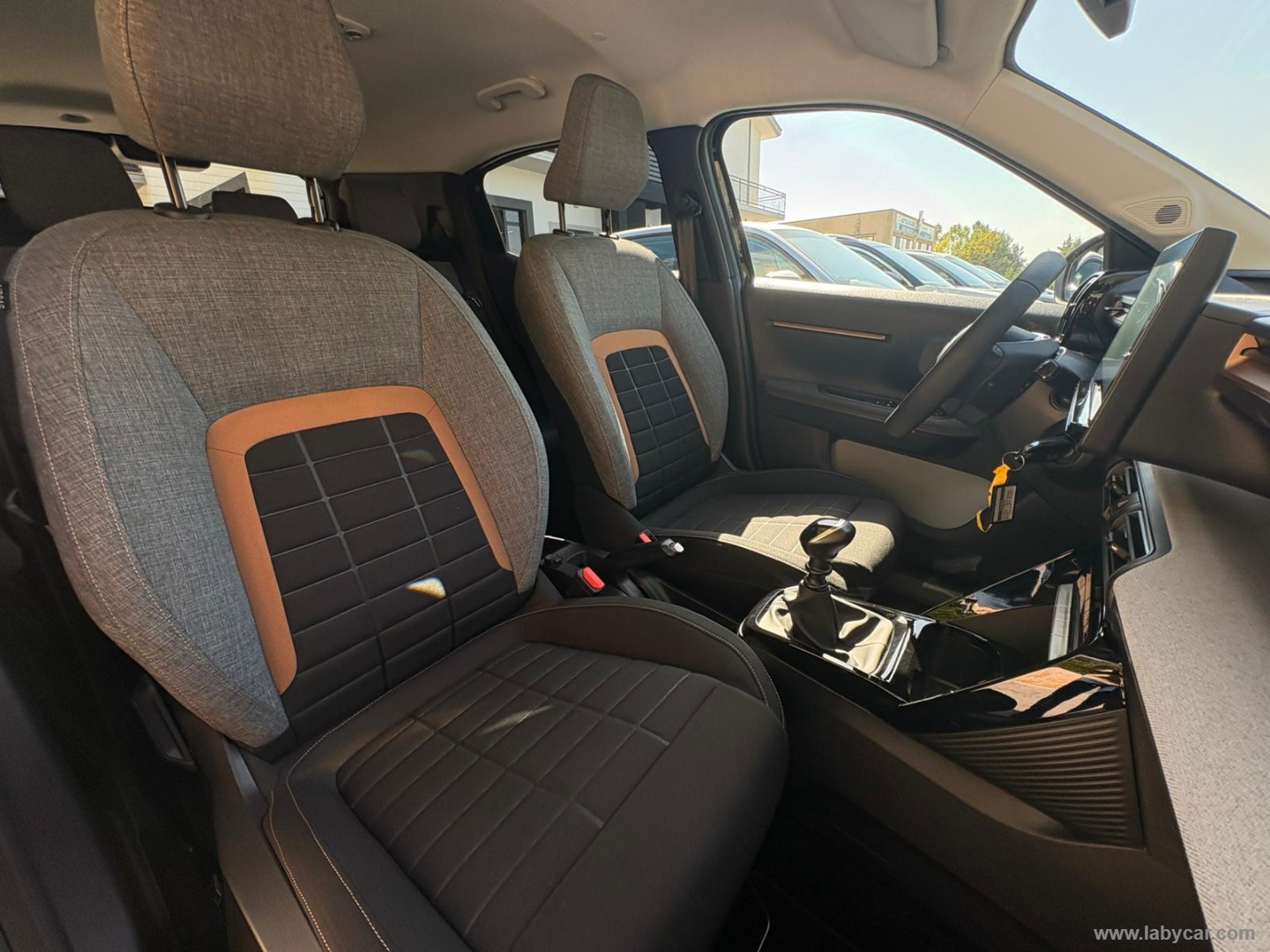 Citroën C3 Aircross Aircross PureTech Turbo 100 Plus - Immagine 22