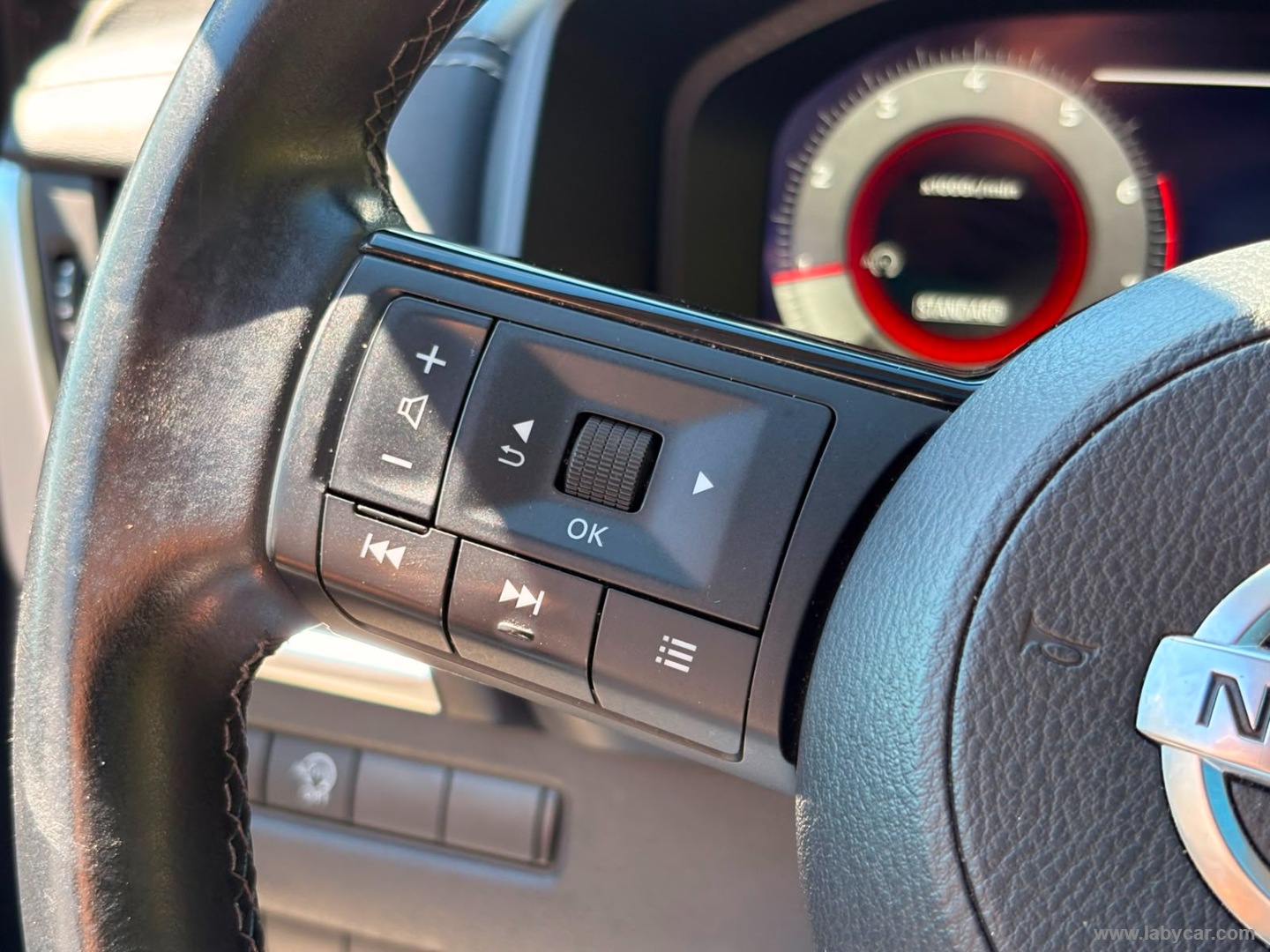 Nissan Qashqai MHEV 140 CV N-Connecta - Immagine 22
