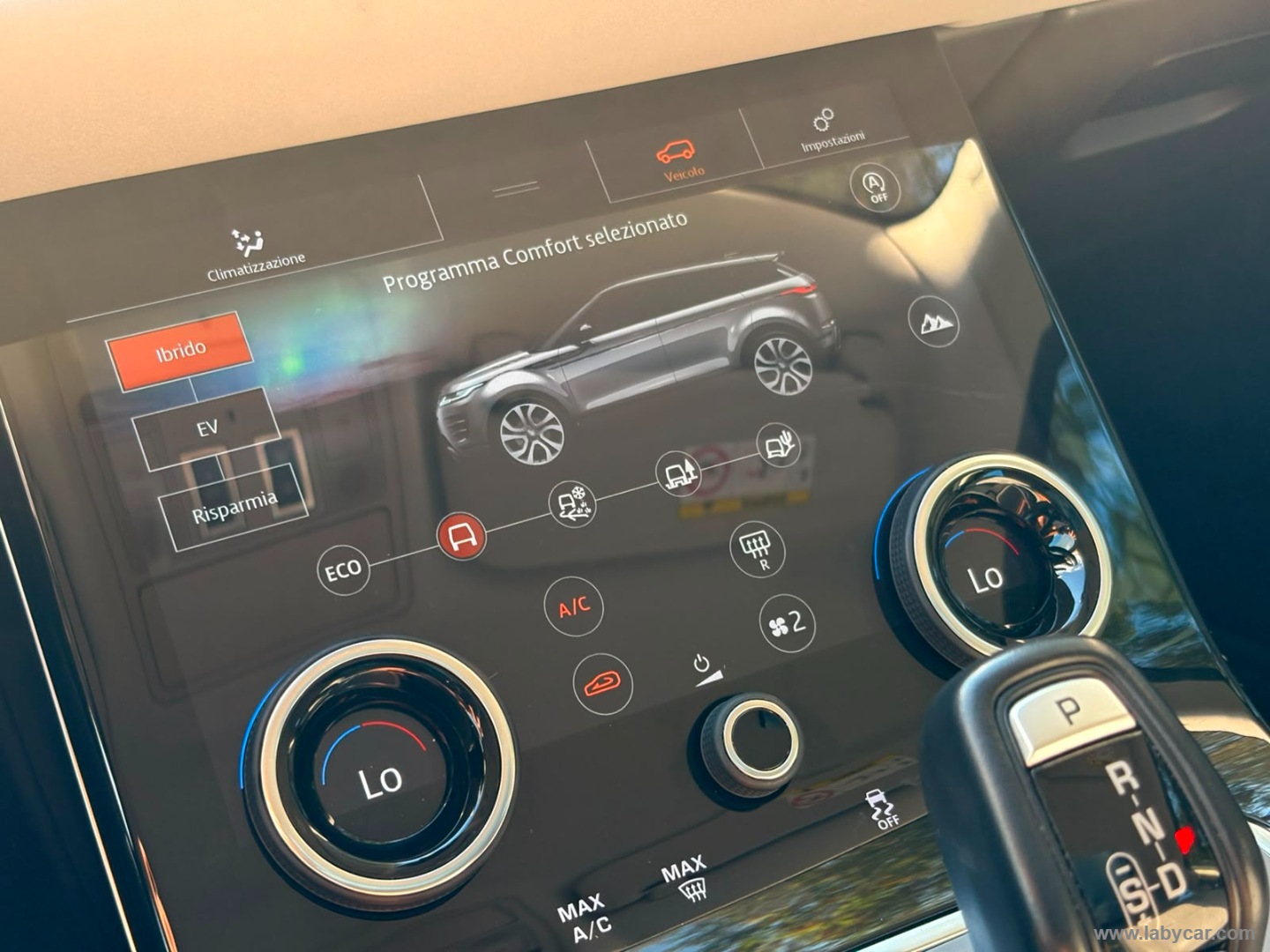 Land Rover Range Rover Evoque RR Evoque 1.5 PHEV 300 CV AWD Auto SE - Immagine 22