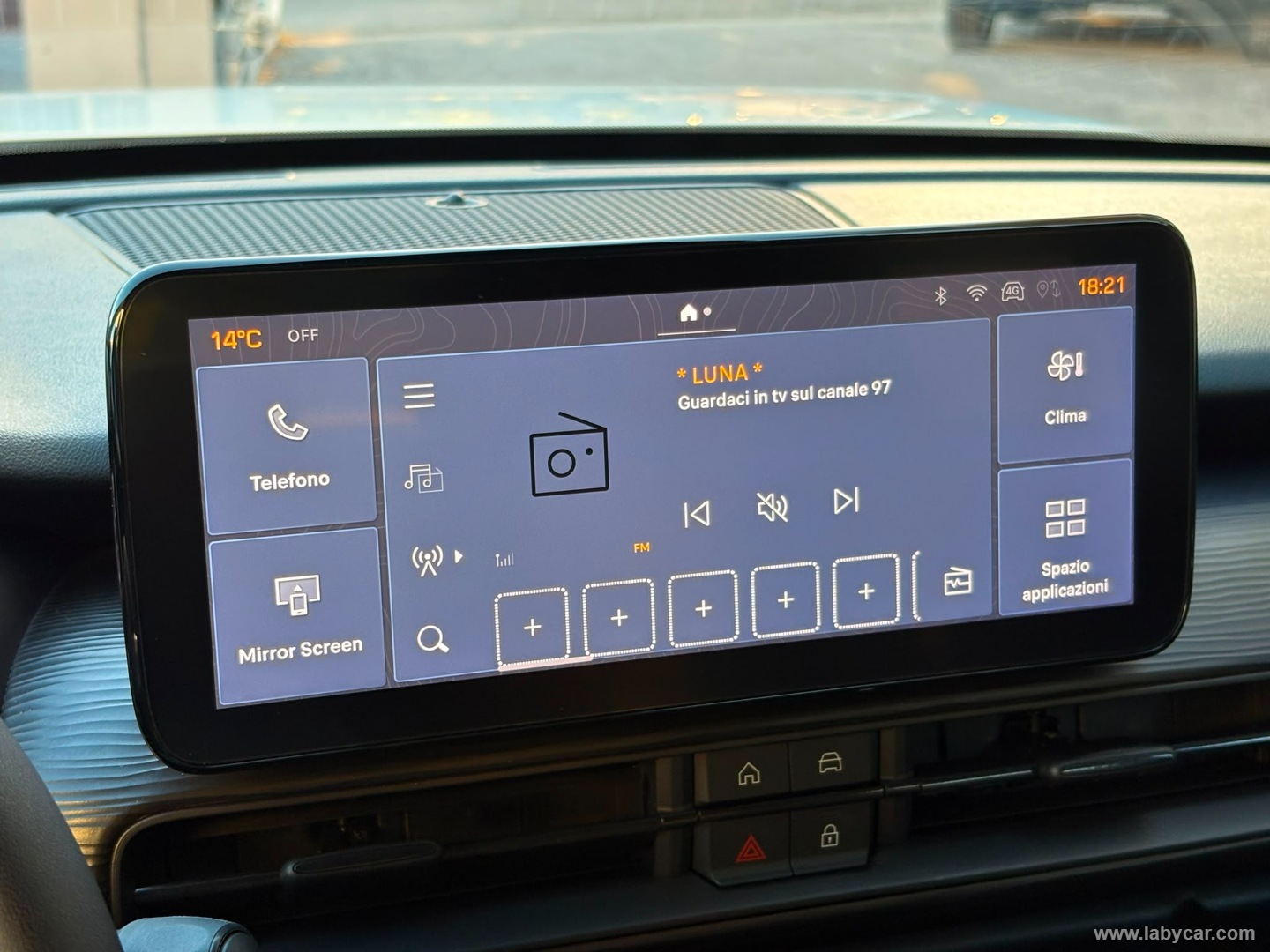 Jeep Avenger 1.2 Turbo Altitude - Immagine 22