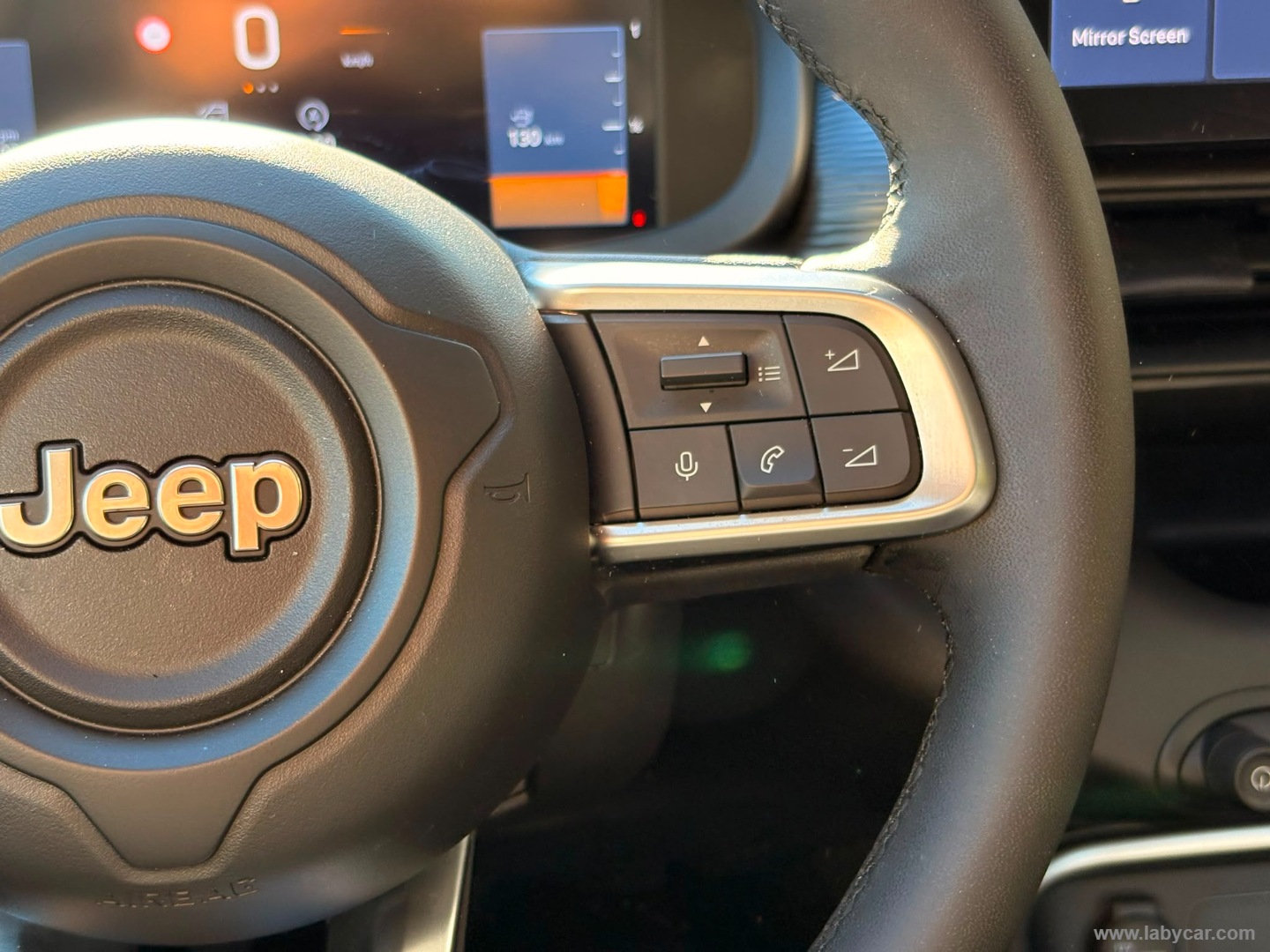 Jeep Avenger 1.2 Turbo Altitude - Immagine 22