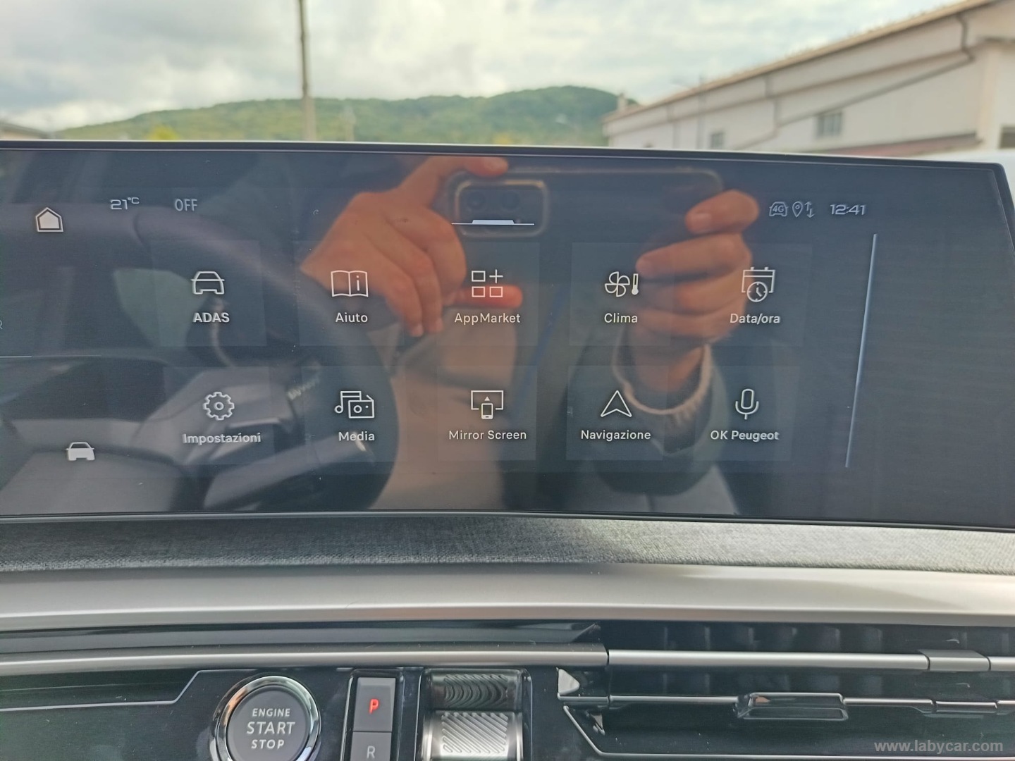 Peugeot 3008 Hybrid 145 e-DCS6 GT - Immagine 22